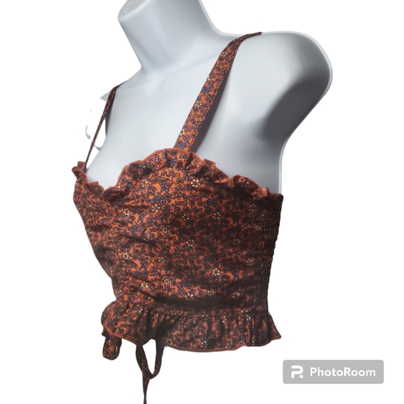 BOG Collective Crop Top NWT Floral Pattern Size Small - Picture 5 of 5